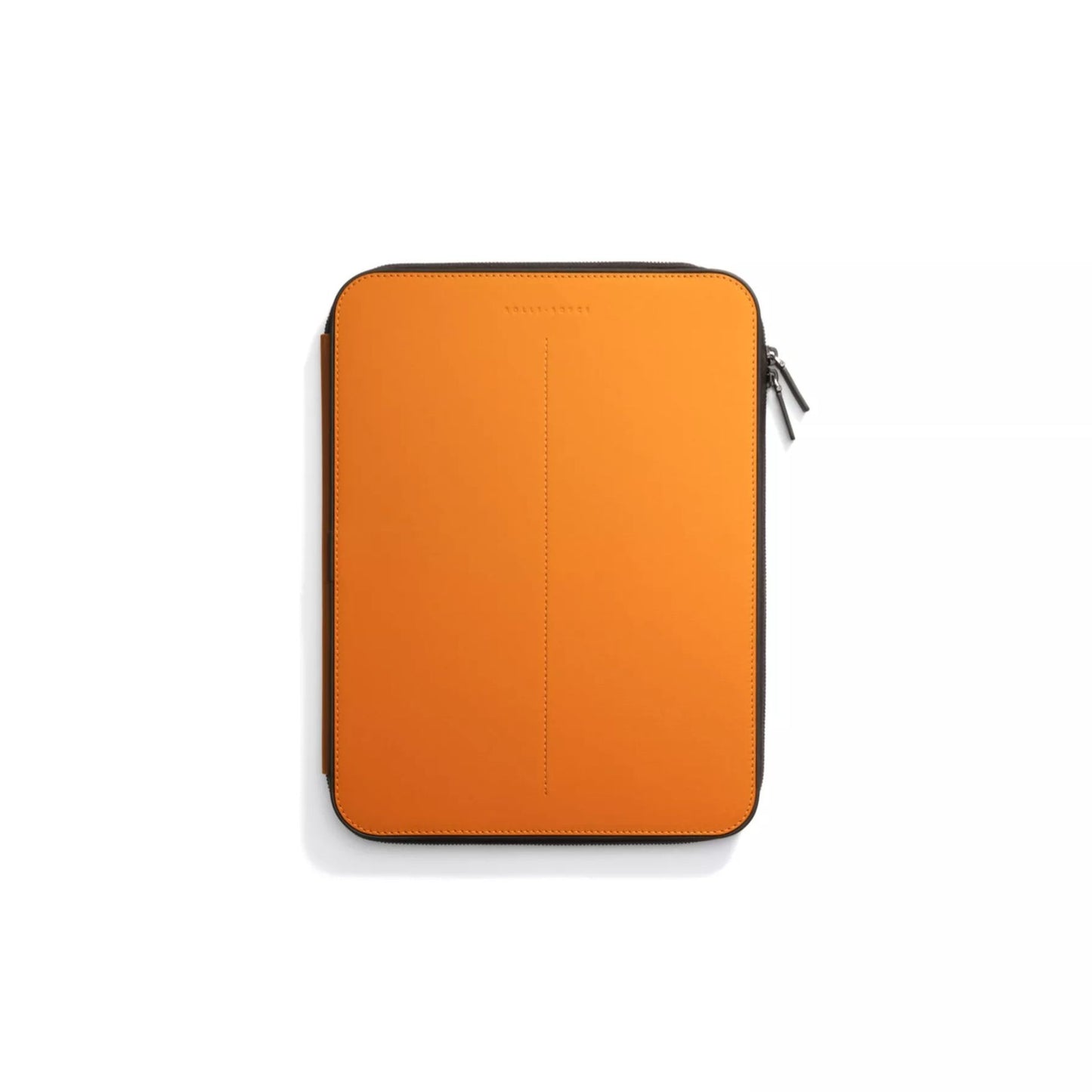 BLACK BADGE ESCAPISM LUGGAGE COLLECTION