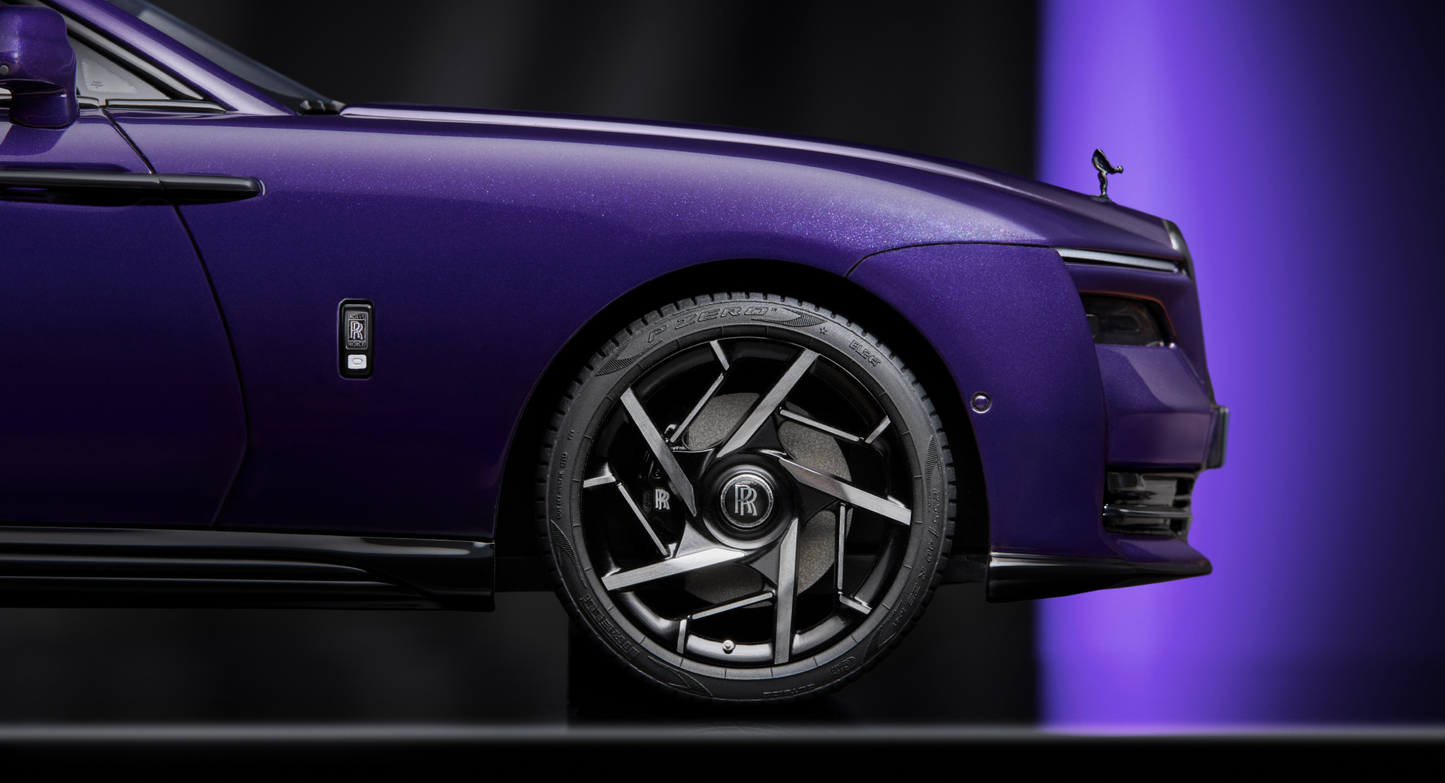 BLACK BADGE SPECTRE REPLICA MODEL CAR 1:18