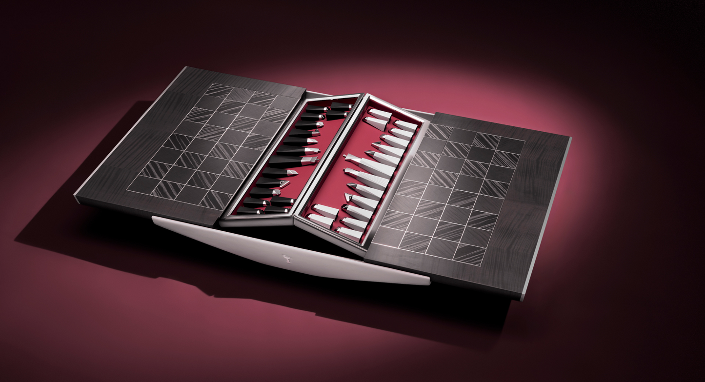 ROLLS-ROYCE CHESS SET
