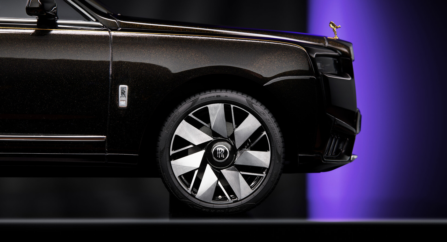 REPLICA MODEL CAR CULLINAN 1:18